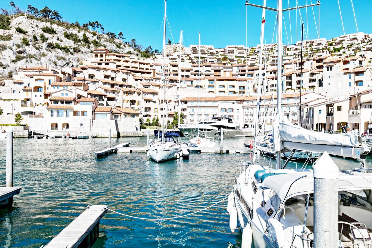 Portopiccolo Avolare Apartments In Panoramic Terrasses - Beach Included Sistiana Extérieur photo